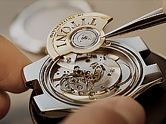 昆仑手表进灰后需要哪些清理步骤？