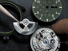 手表进水后零件生锈怎么解决？（昆仑手表除锈及零件修复方法）